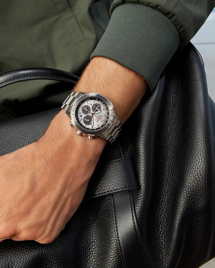 Promaster Navihawk Silver-Tone Dial Stainless Steel Bracelet Promaster Navihawk Silver-Tone Dial Stainless Steel Bracelet